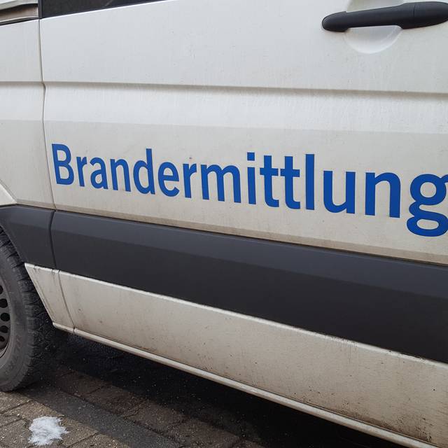 Fahrzeug der Polizei-Brandermittler