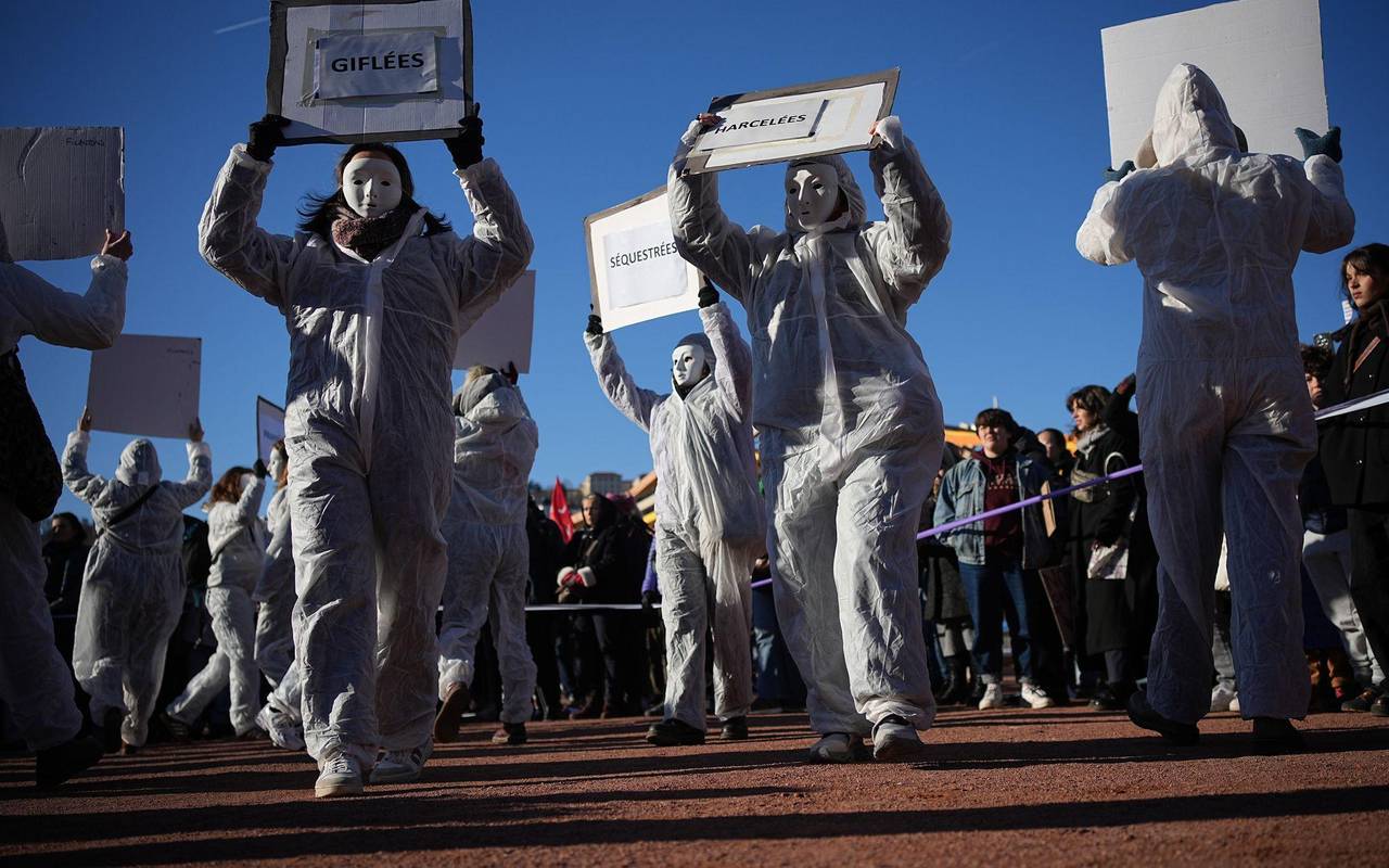 Protest gegen Gewalt gegen Frauen in Frankreich
