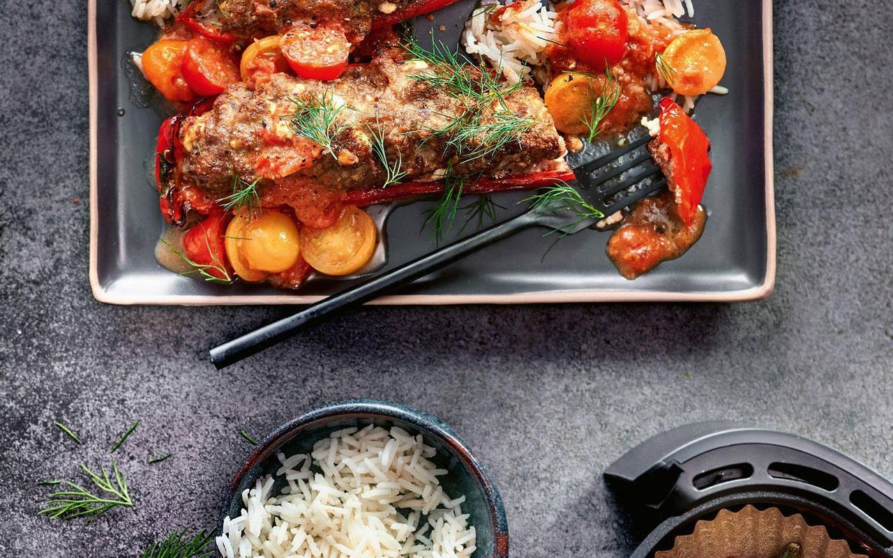 Gefüllte Paprika mit Rahmtomate