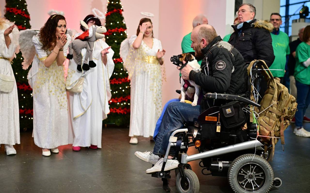 Weihnachtsfeier für Berliner Obdachlose
