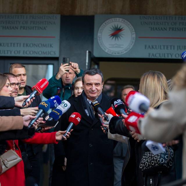 Vorgezogene Parlamentswahl im Kosovo