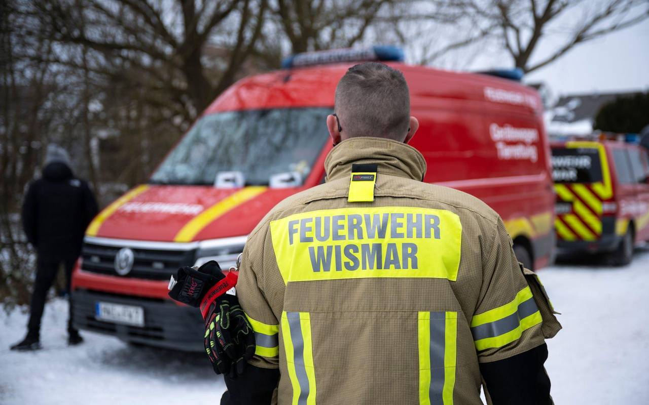 Leiche bei Suche nach Eisbader gefunden