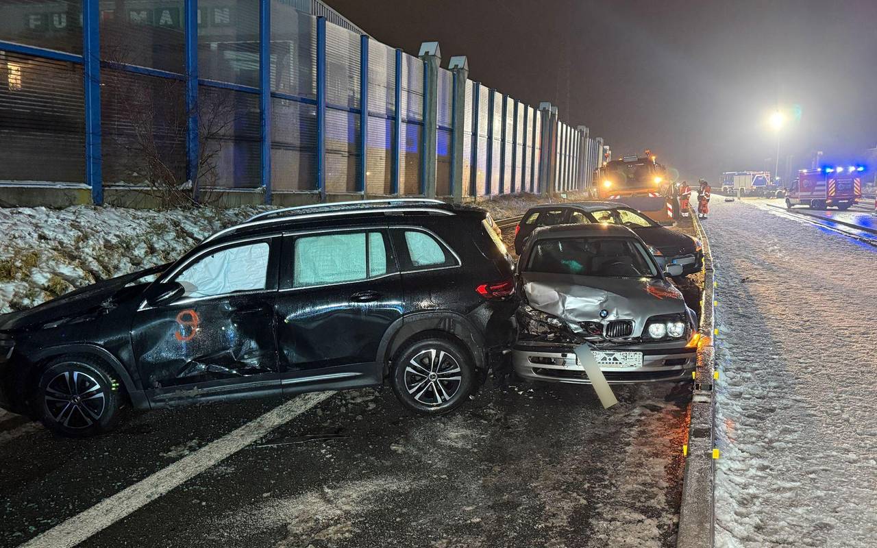 Massenkarambolage mit mehreren Verletzten in Oberfranken