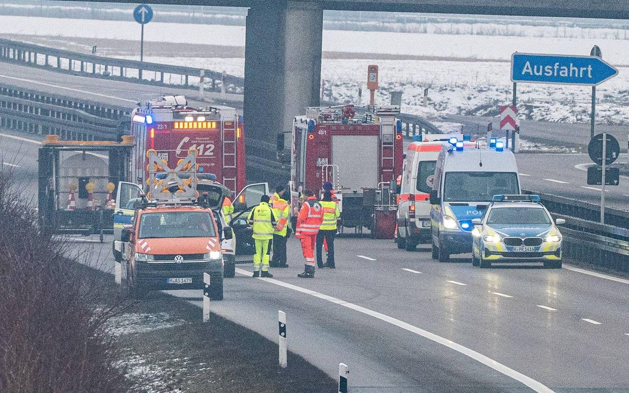 Verdacht auf Sprengstoff - A3 gesperrt
