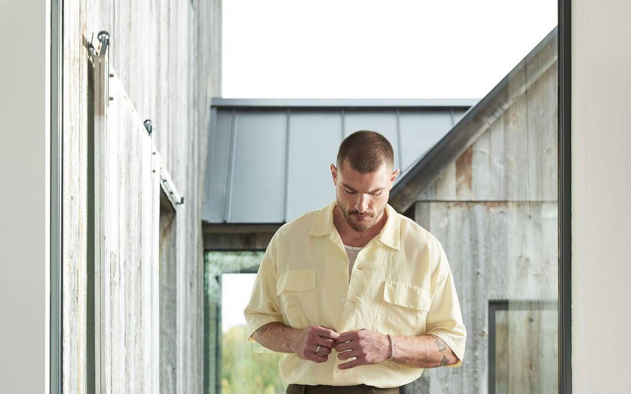 Loafer zu weiter Hose und Kurzarmhemd von G.H.Bass