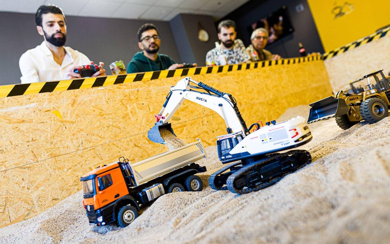 Bagger-Café öffnet in Hannover