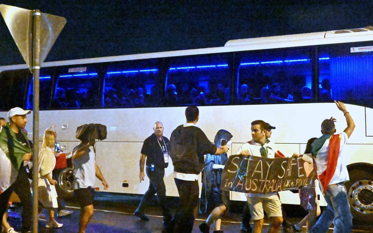 Iran-Krieg - Irans Fußballerinnen