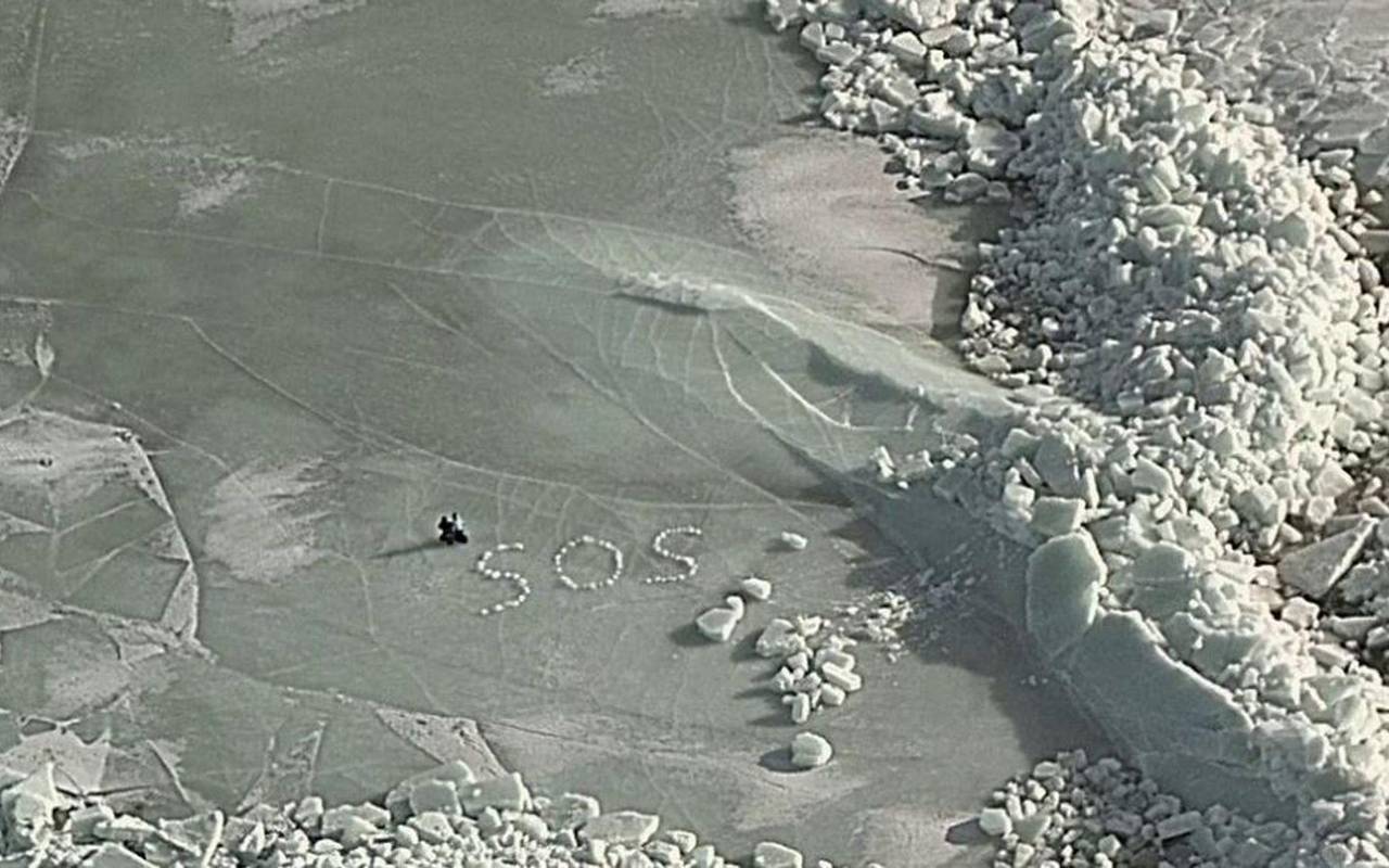 Camper geraten auf zugefrorenem bottnischen Meerbusen in Not