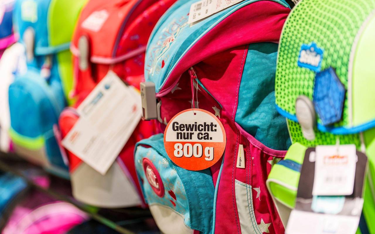 Schulranzen bei einem Einzelhändler