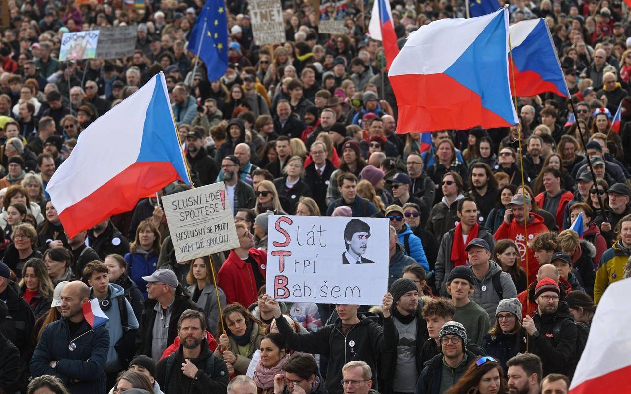 Demonstration Bündnis "Eine Million Augenblicke für Demokratie"
