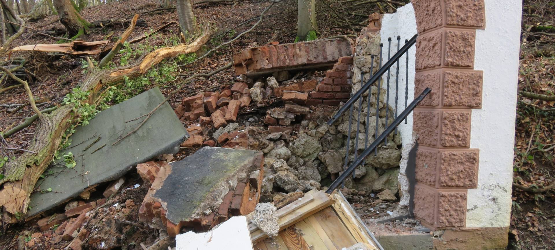 Kreuzweg zur Abtei Mariawald wiederhergestellt