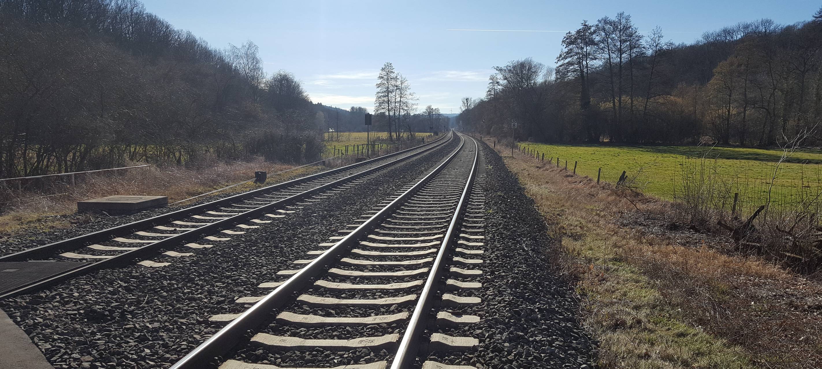 Unternehmens-Bündnis fordert zweigleisigen Ausbau der Eifelstrecke