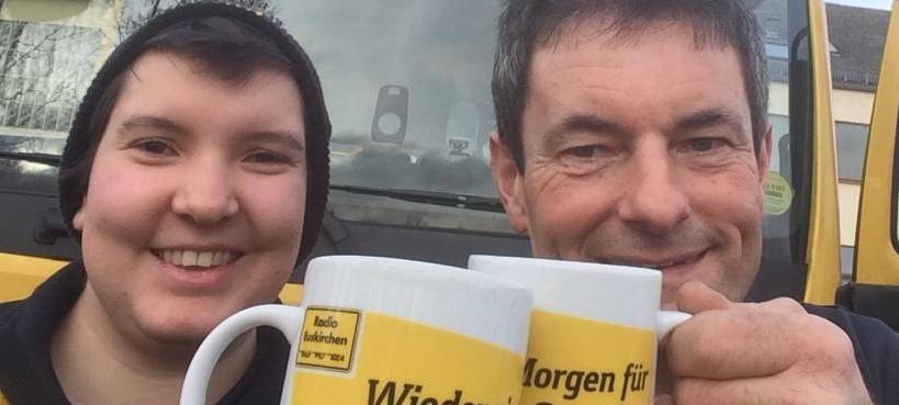 Zum Kaffee am Arbeitsplatz gehören die richtigen Kaffeebecher