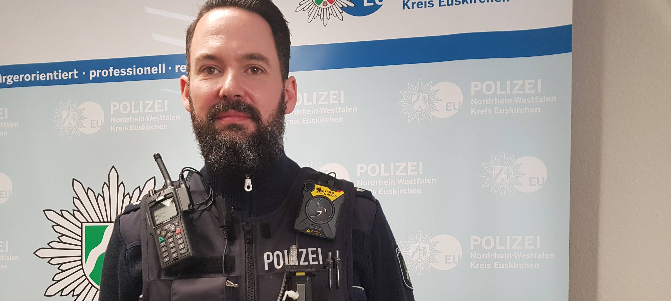 Polizei mit Bodycams auf Streife