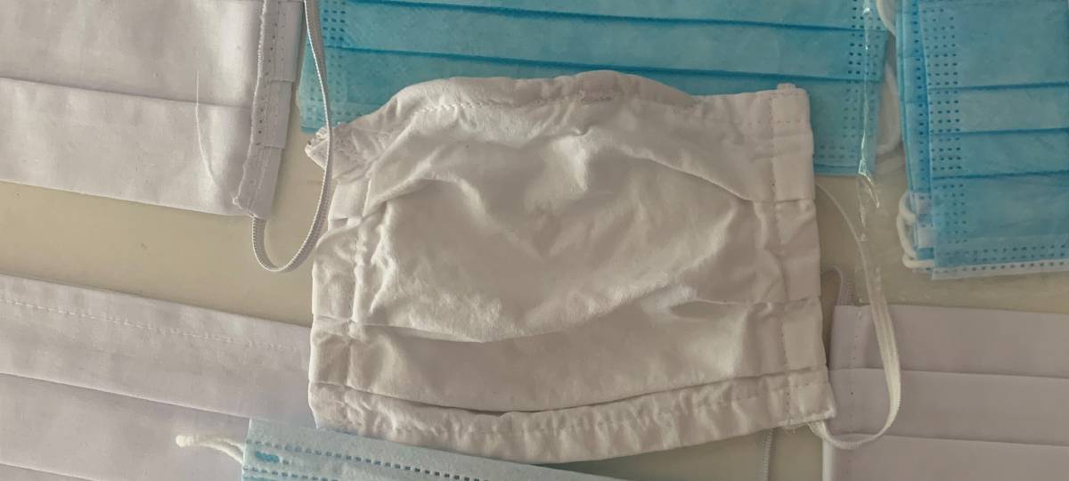 Kitas müssen Masken selbst zusammenbauen