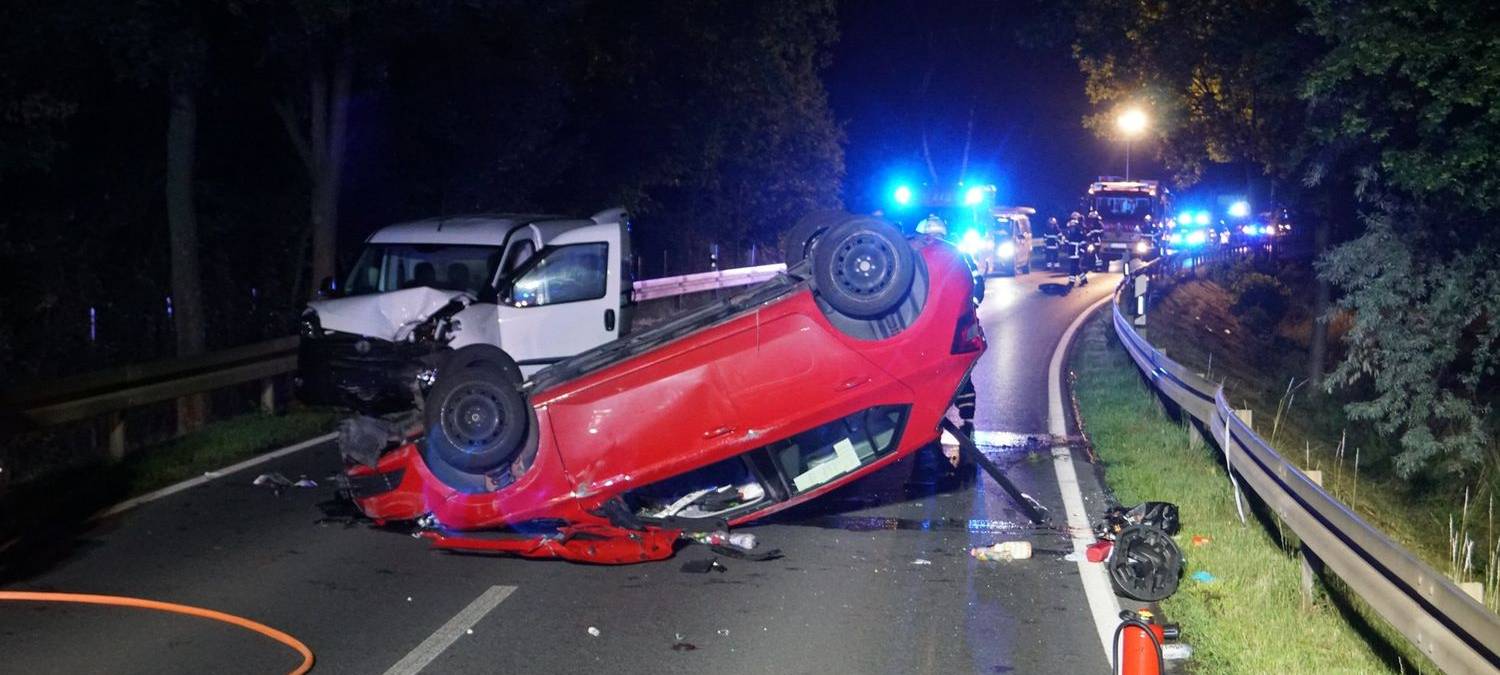 Auto überschlägt sich bei Euskirchen