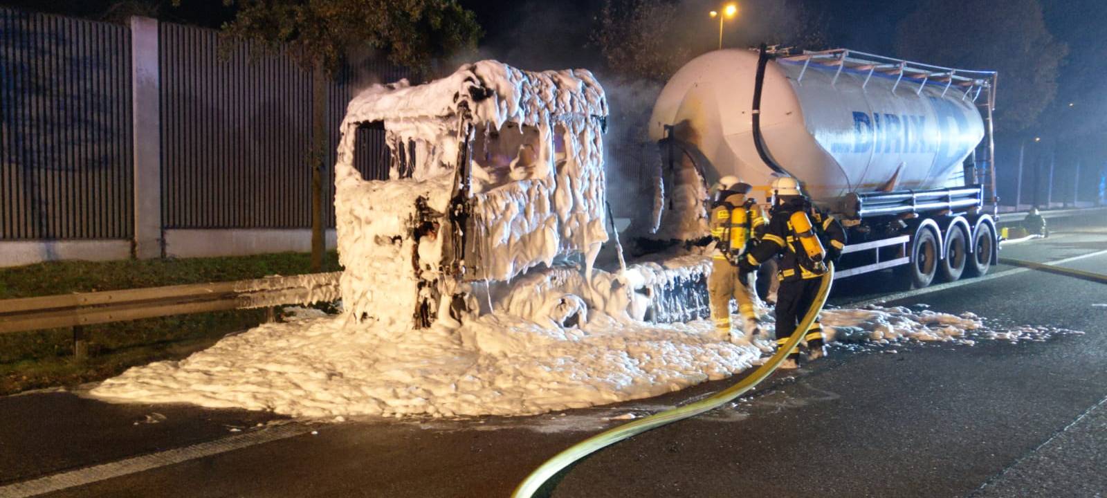 LKW-Brand auf A1 bei Mechernich