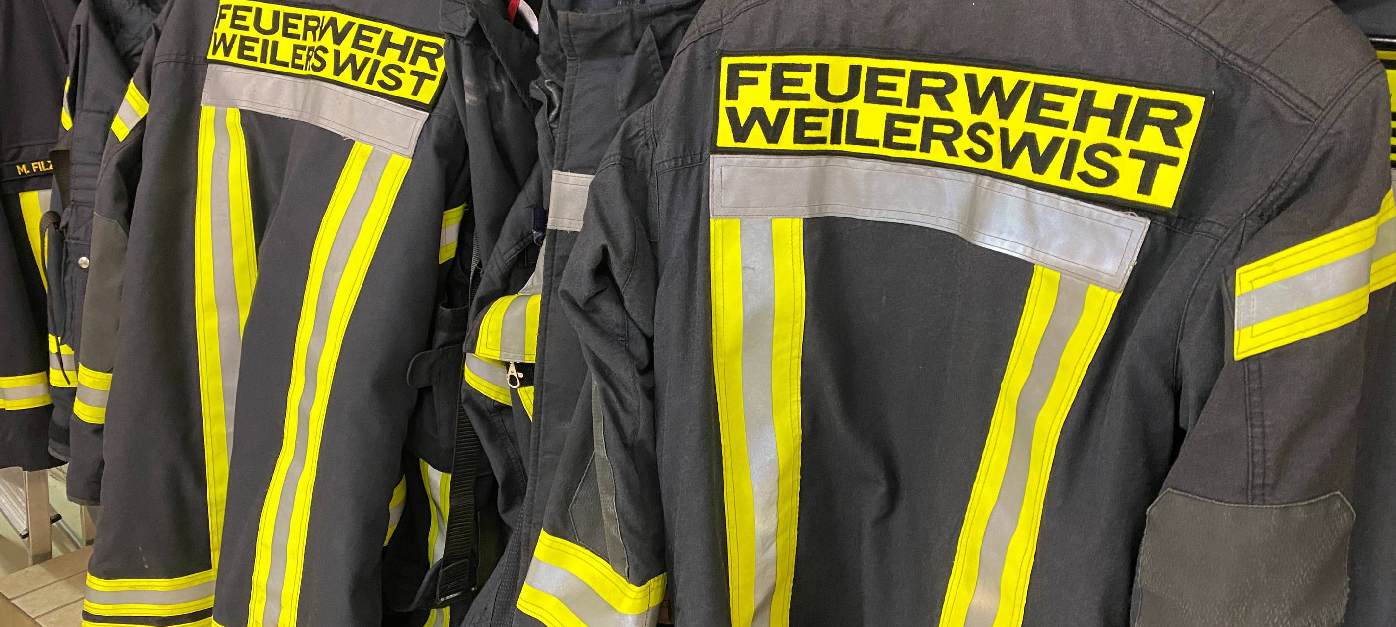 Mehrere kleine Brände am Weilerswister Bahnhof