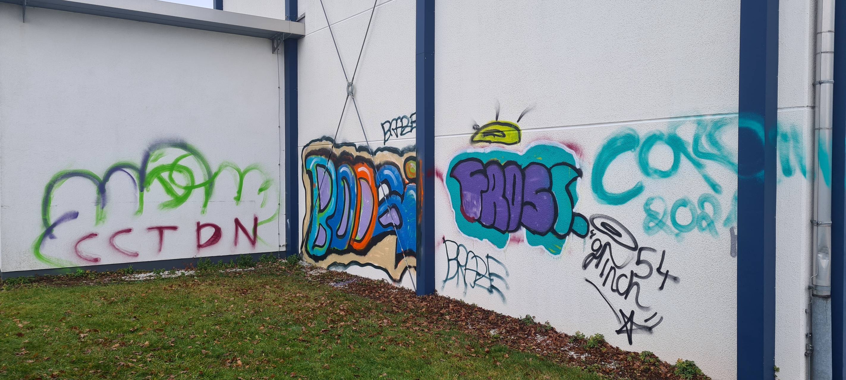 Hoher Sachschaden durch Graffitis in Bad Münstereifel