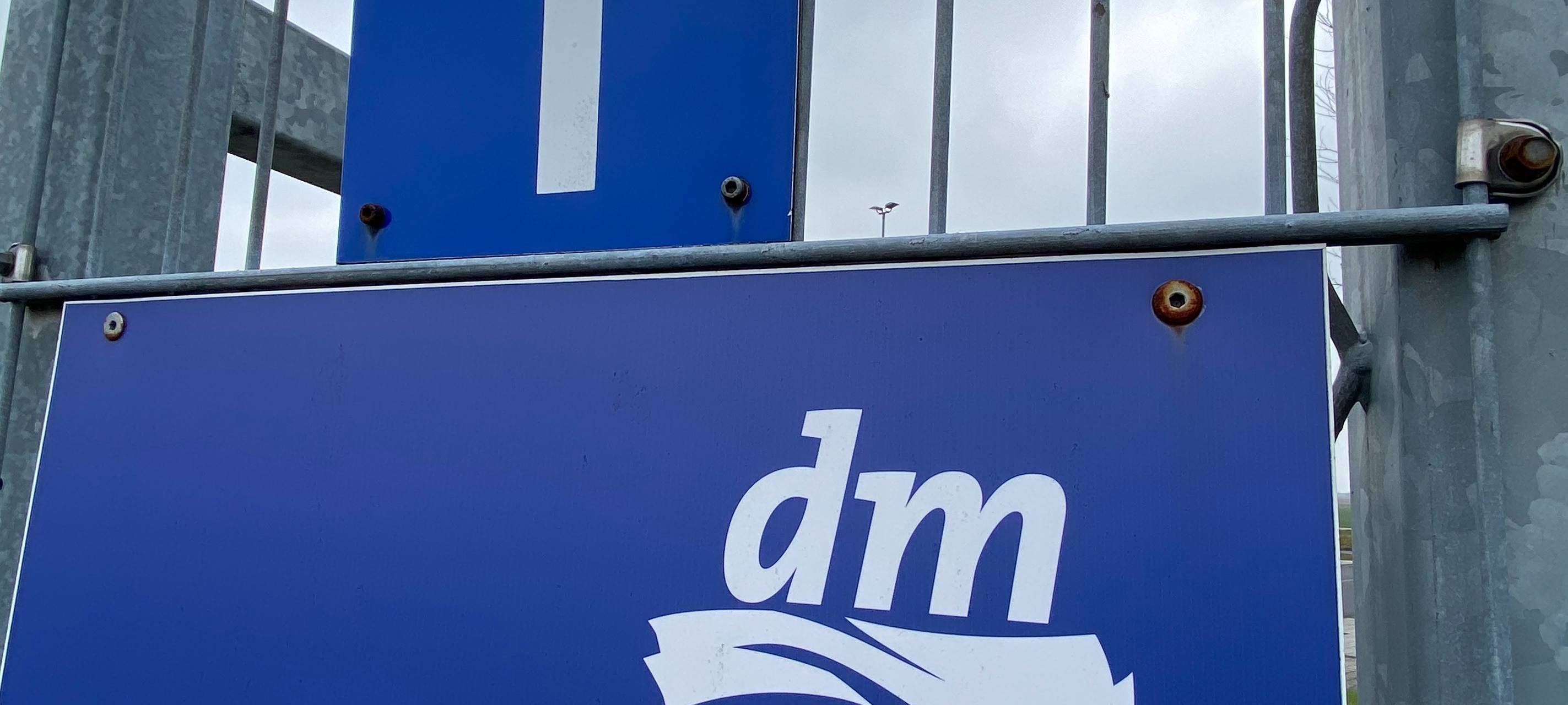 Nach Coronaausbruch: dm weicht auf andere Standorte aus