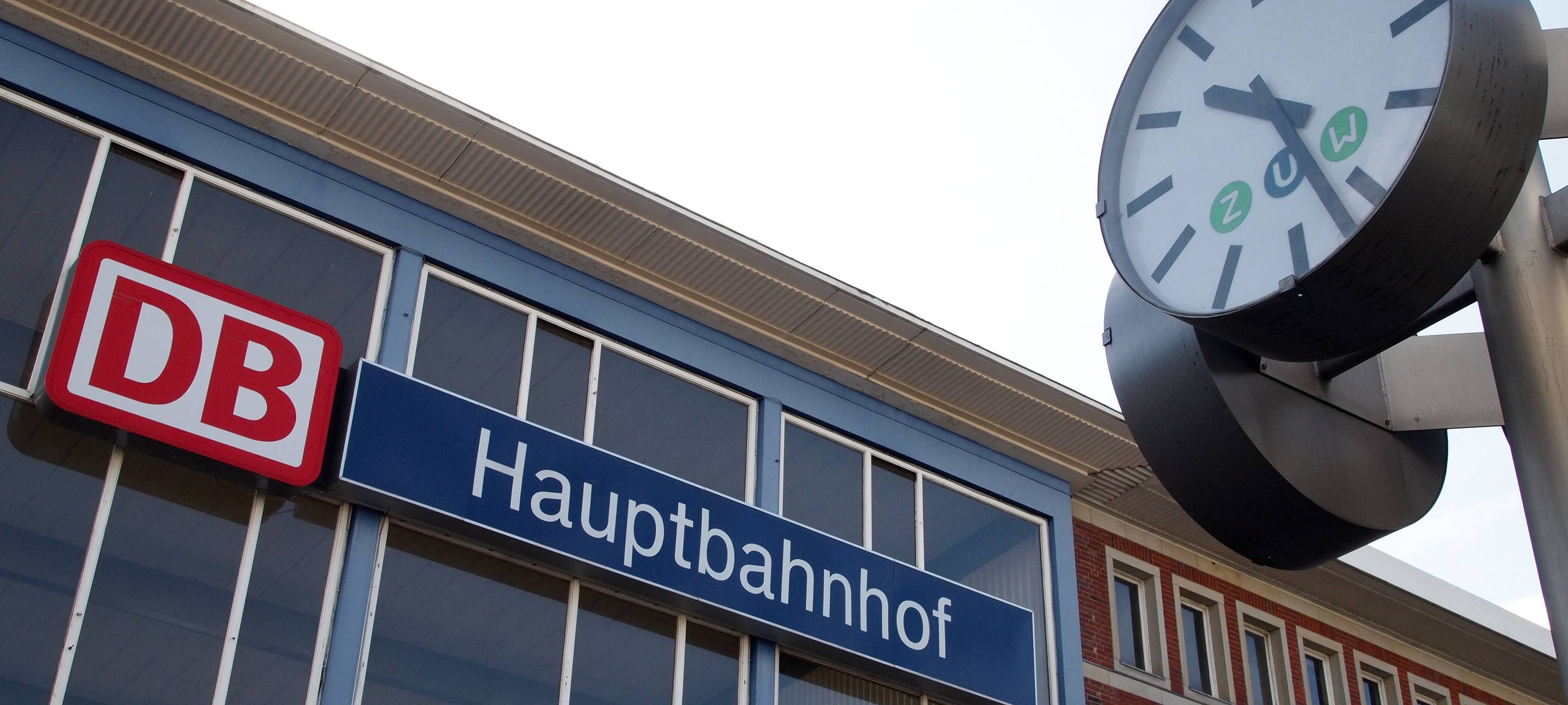 Mann bedroht Bundespolizist