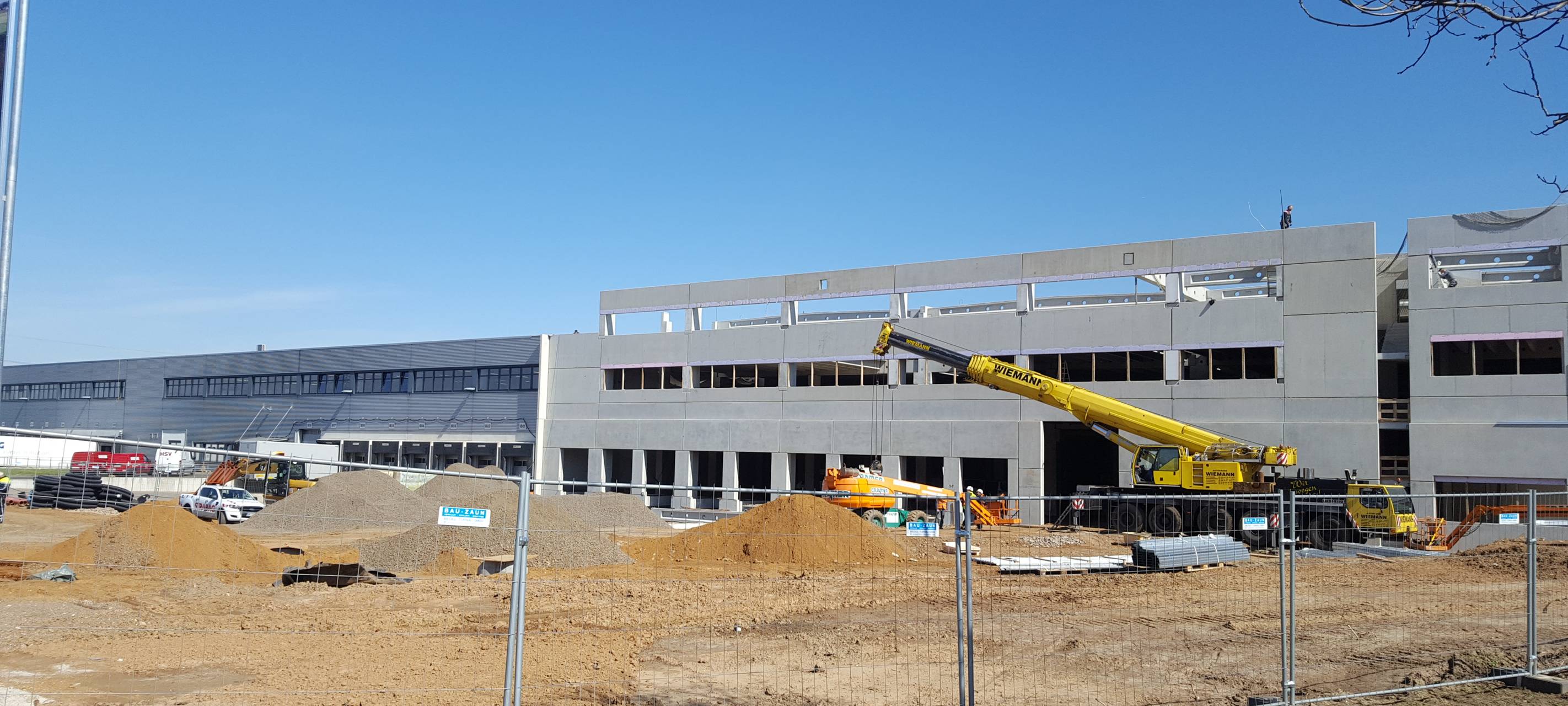 Mehr Grün in Gewerbegebieten