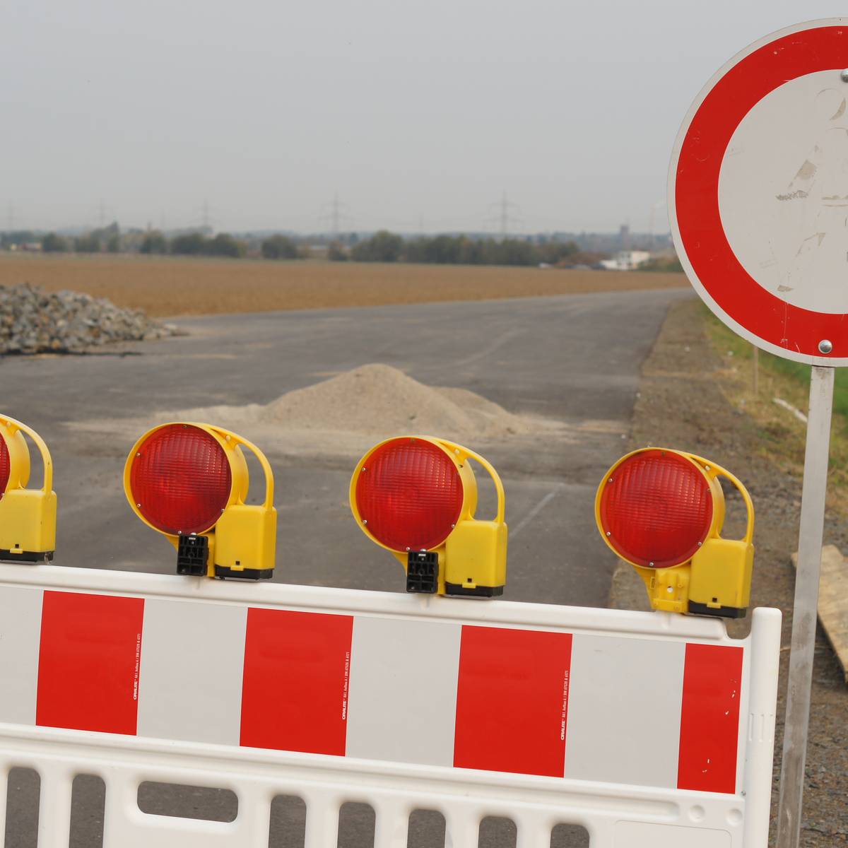 Download 4 460 Menschen Im Kreis Euskirchen Gegen Strassenbaubeitrage For iPhone Get Wallpaper 4 460 Menschen Im Kreis Euskirchen Gegen Strassenbaubeitrage HD