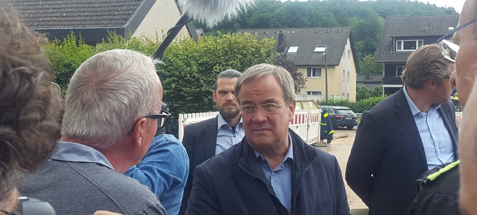 Laschet besucht Hochwasser-Orte in Schleiden