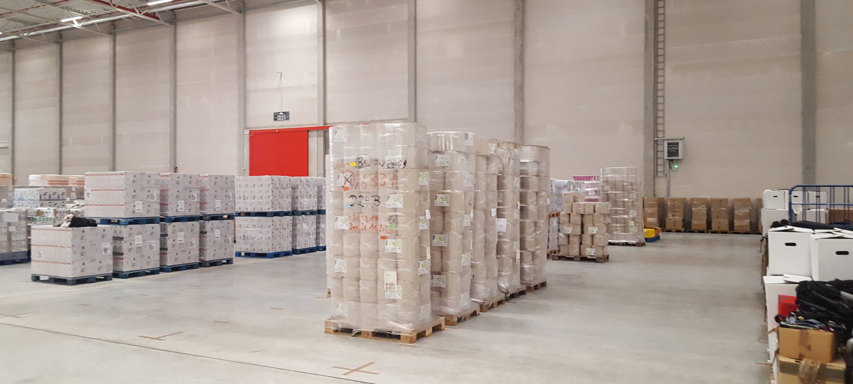 Viel los im DRK-Logistikzentrum Zülpich