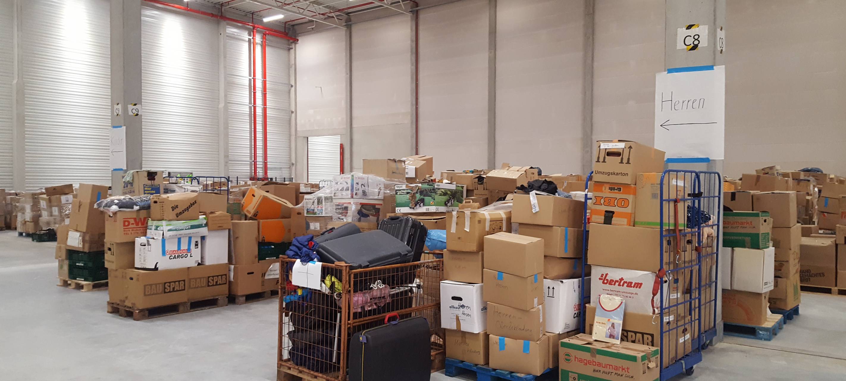 Viel los im DRK-Logistikzentrum Zülpich