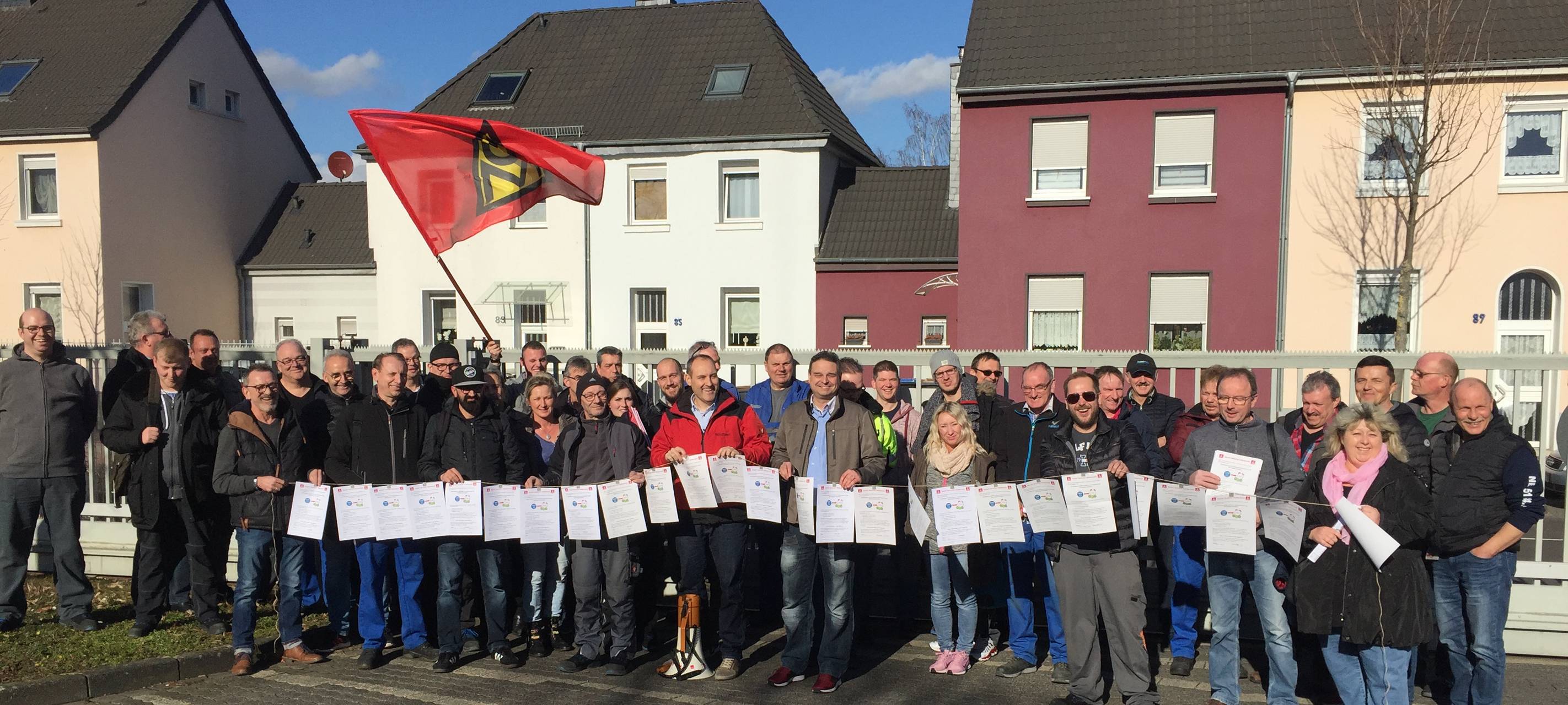 Miele-Mitarbeiter fordern Standortgarantie