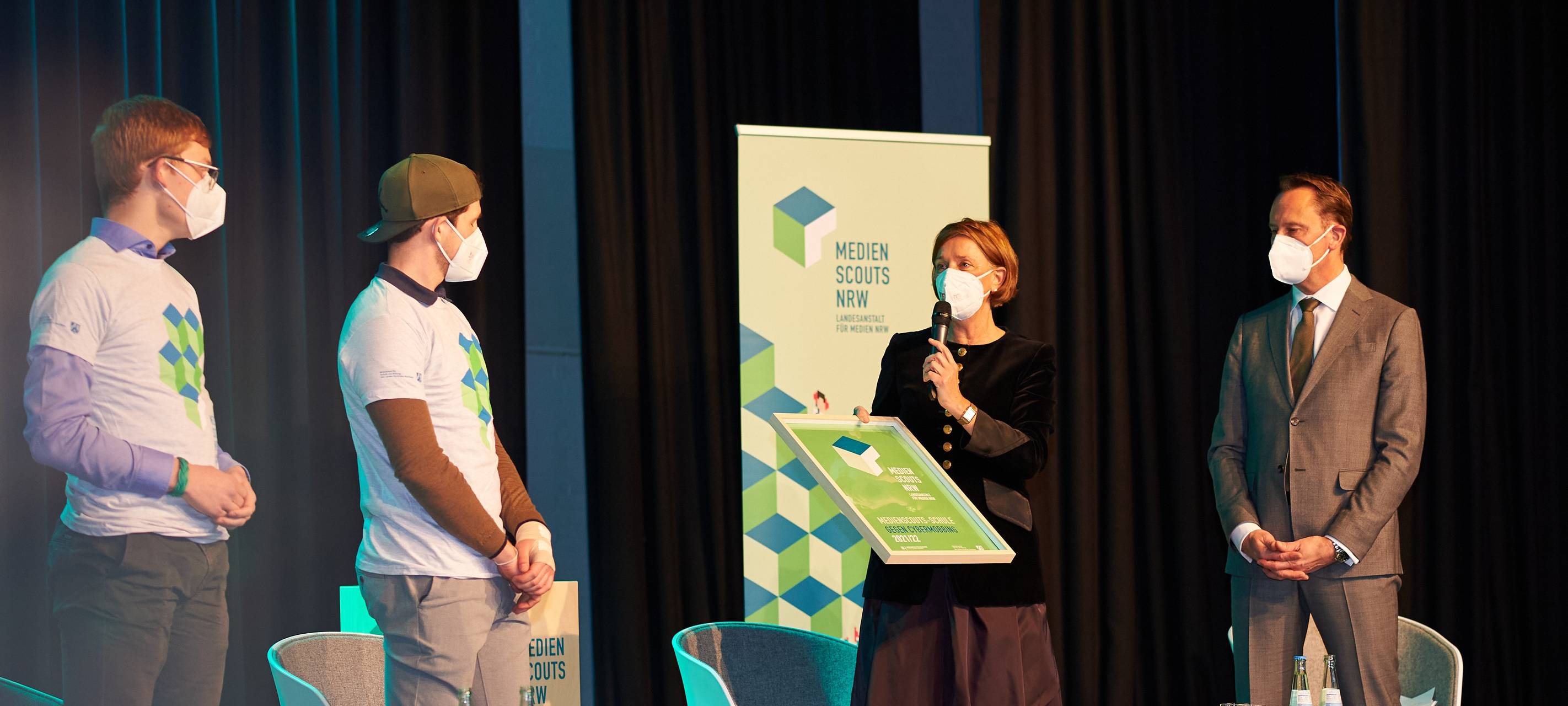 Schleidener Gymnasium bleibt Medienscout-Schule