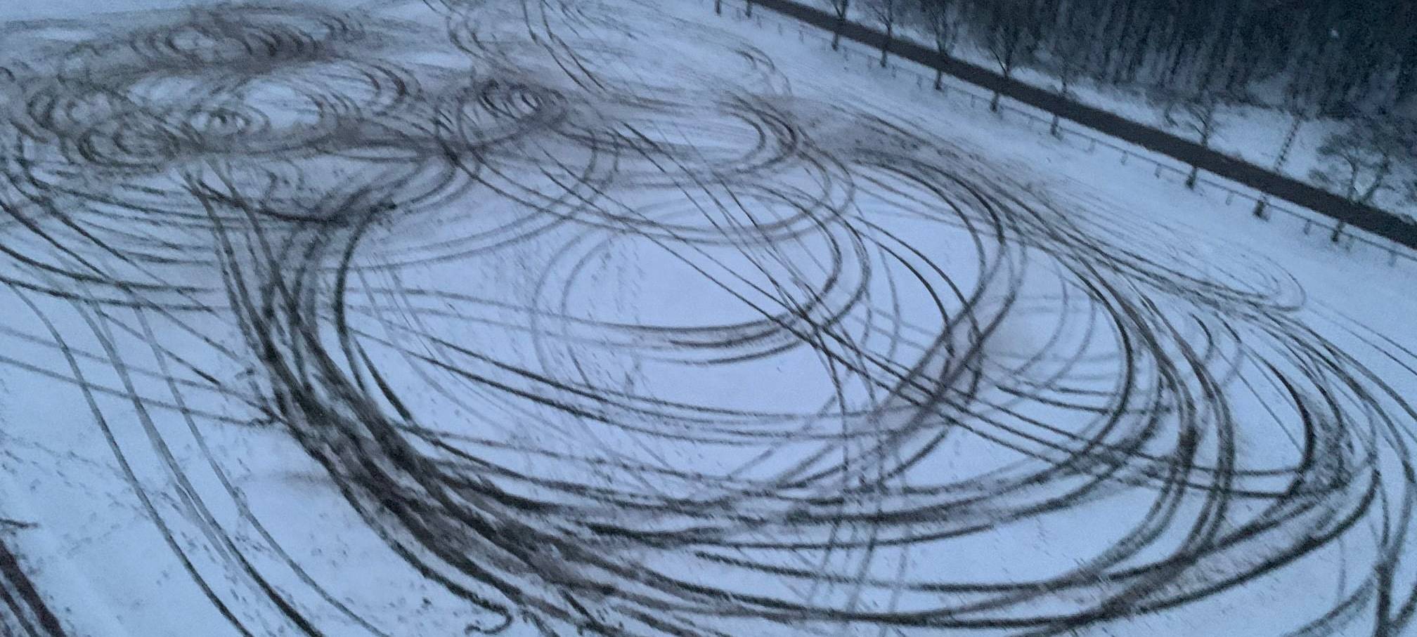 Zeugensuche nach Vandalismus am Weißen Stein