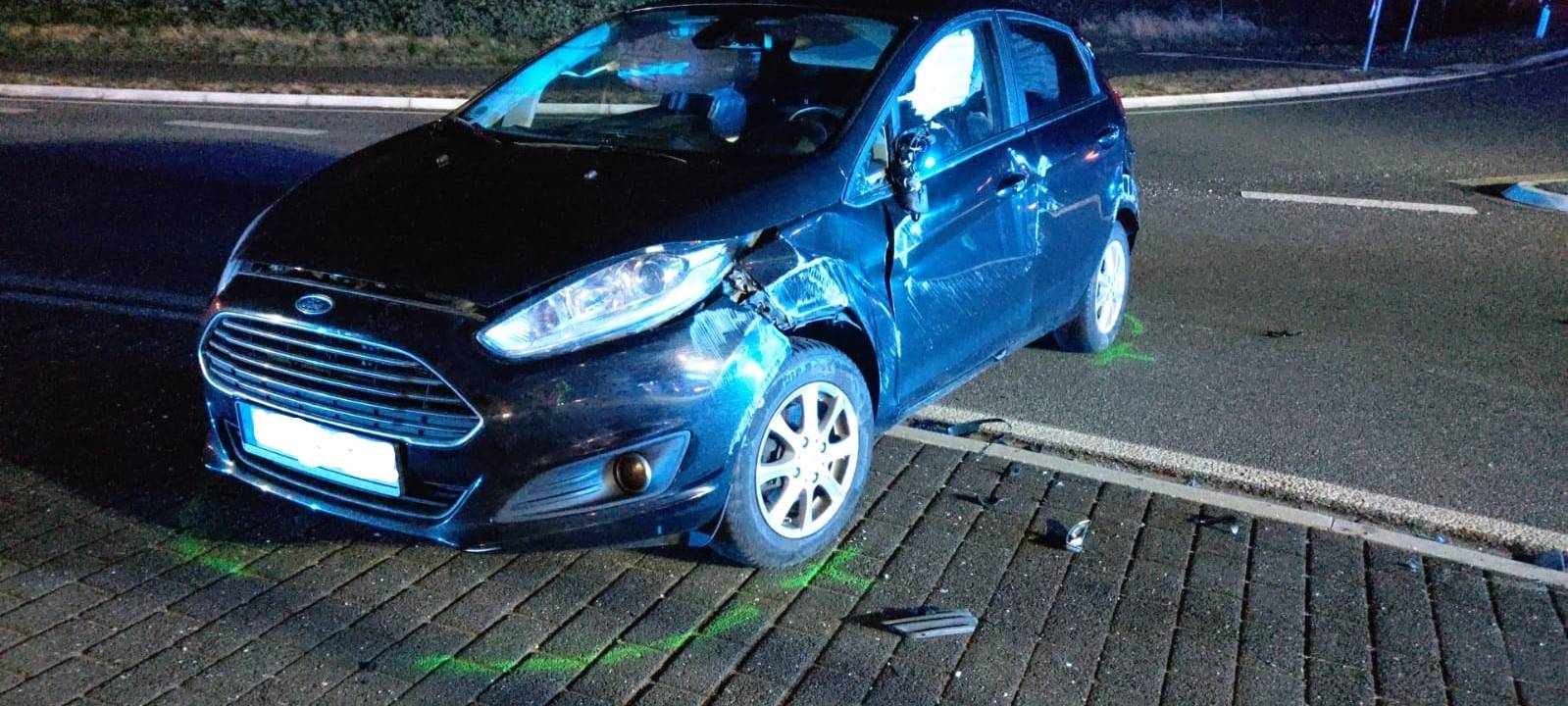 Schwerer Unfall in Euskirchen - Auto überschlägt sich