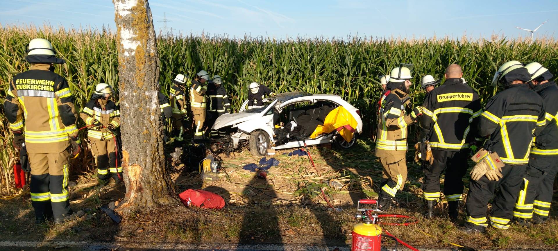 Autofahrer bei Dom-Esch schwer verletzt