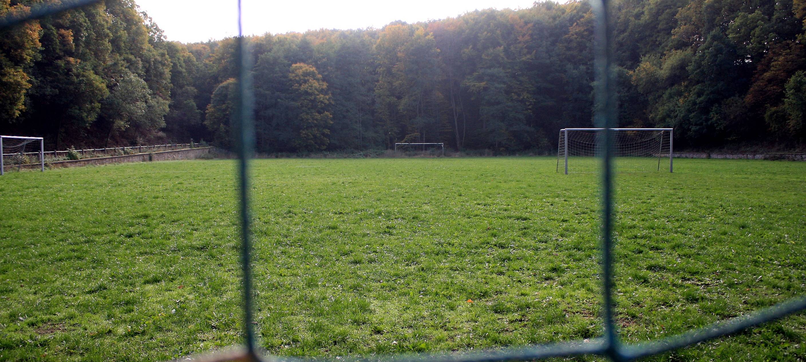Mechernich: Hochwasserschutz auf Bolzplatz