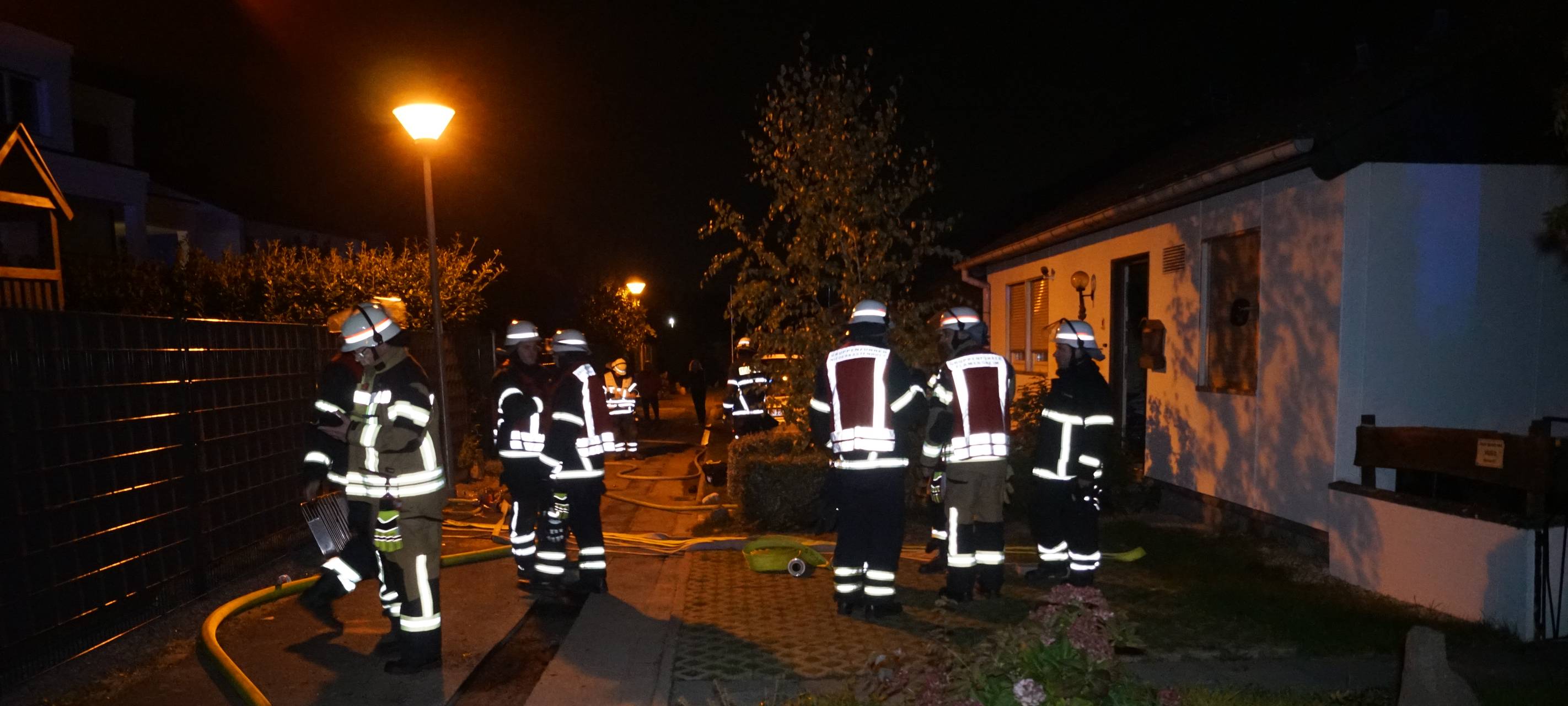 Drei Verletzte bei Wohnhausbrand in Euskirchen-Flamersheim