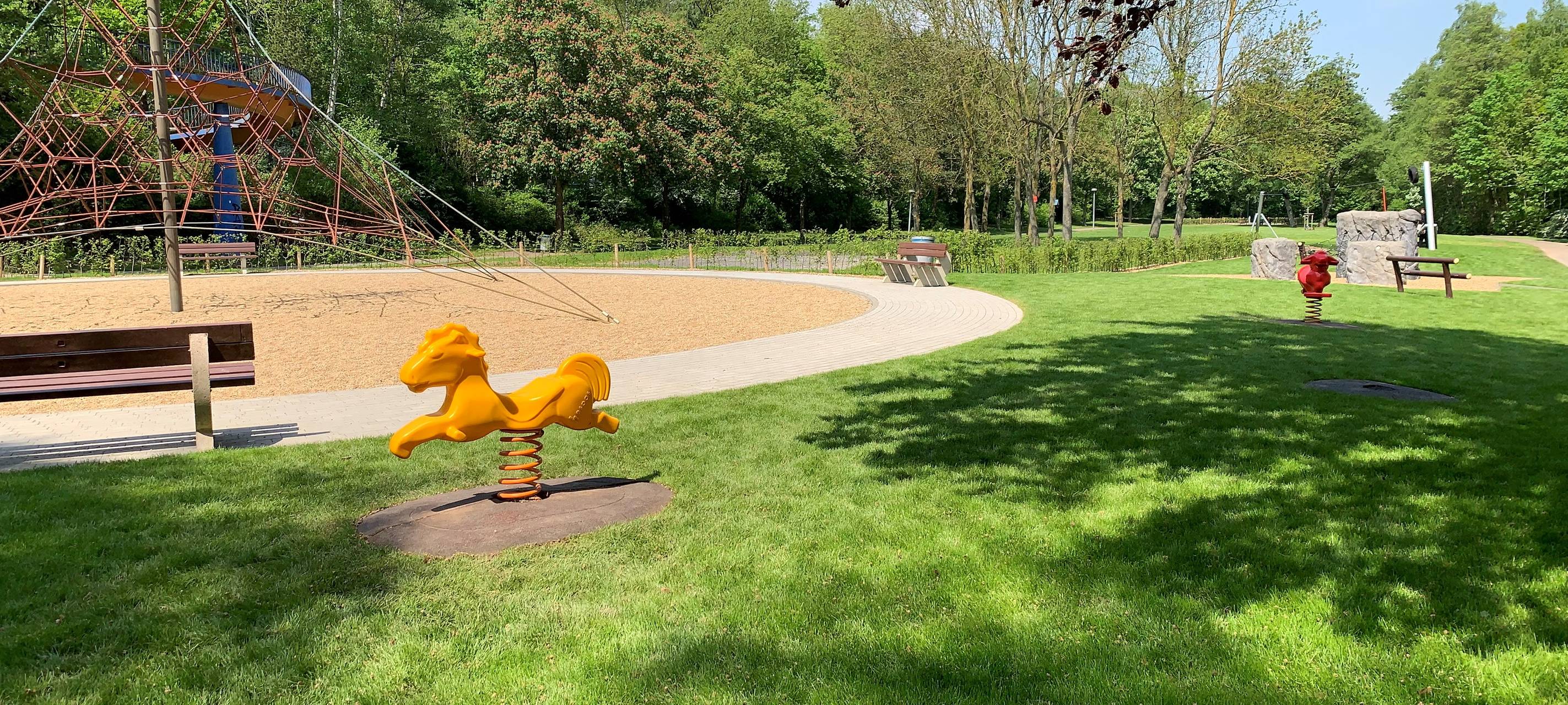 Bleisanierung an Mechernichs größtem Spielplatz beendet