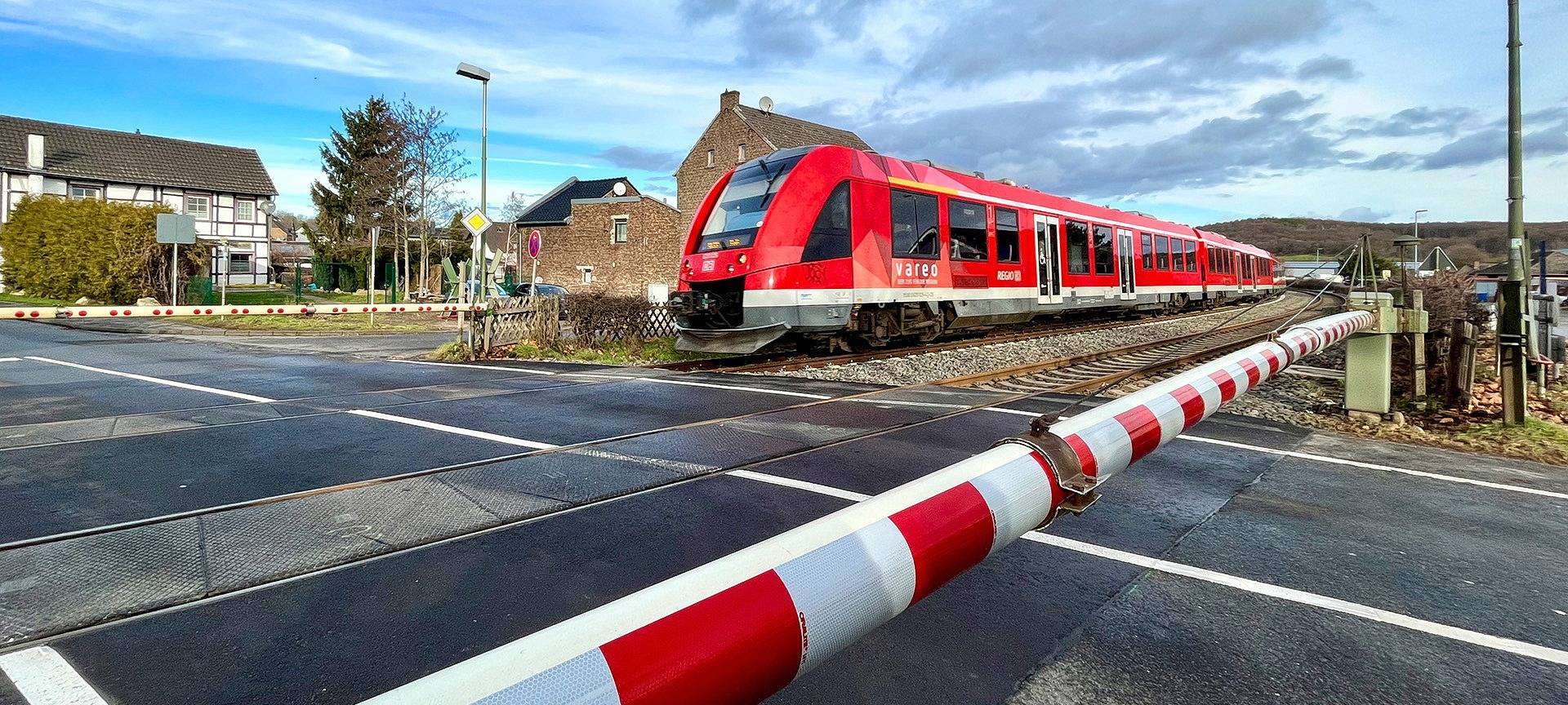 Elektrifizierung der Eifelstrecke: Weniger Einzelsperrungen