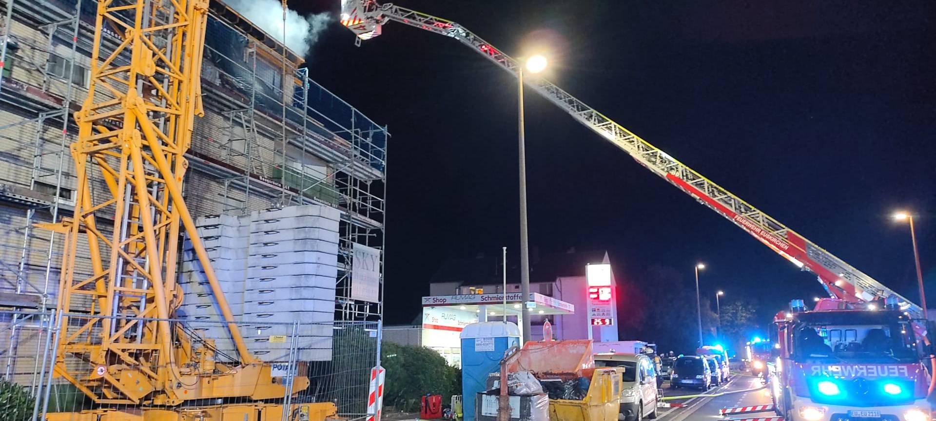 Euskirchen: Dachstuhlbrand löste Großeinsatz aus