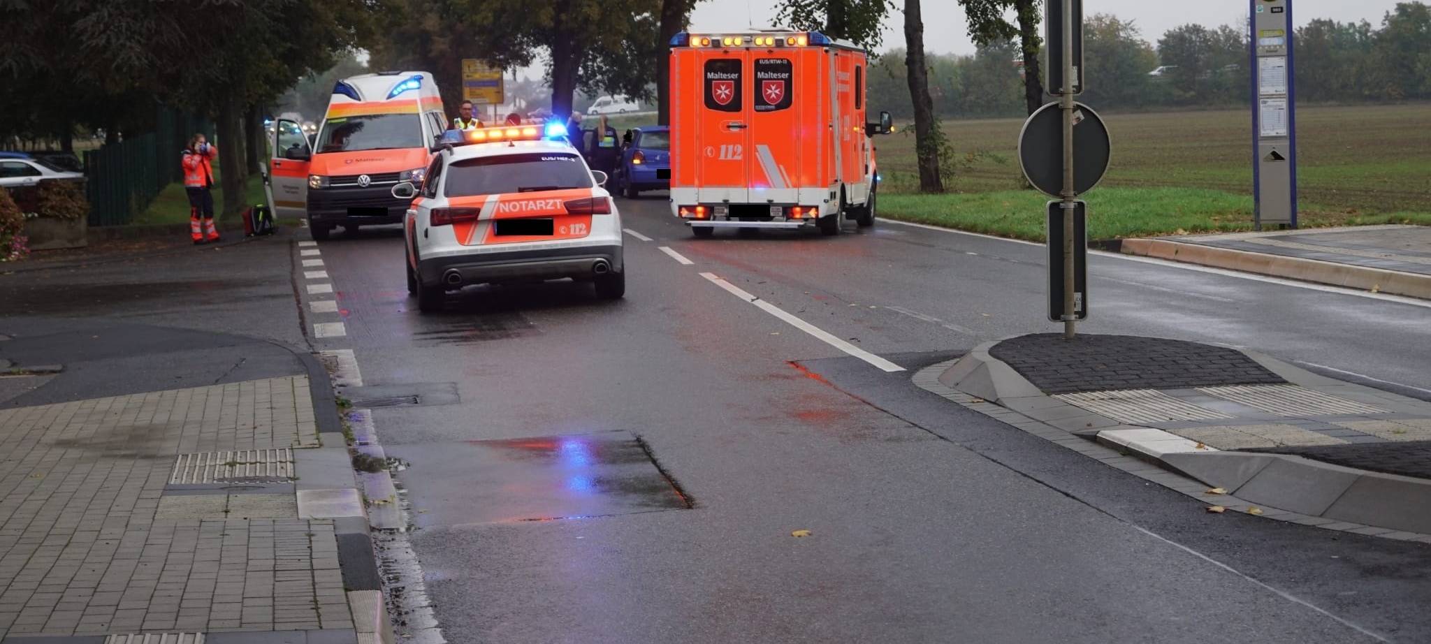 Fußgängerin bei Unfall schwer verletzt