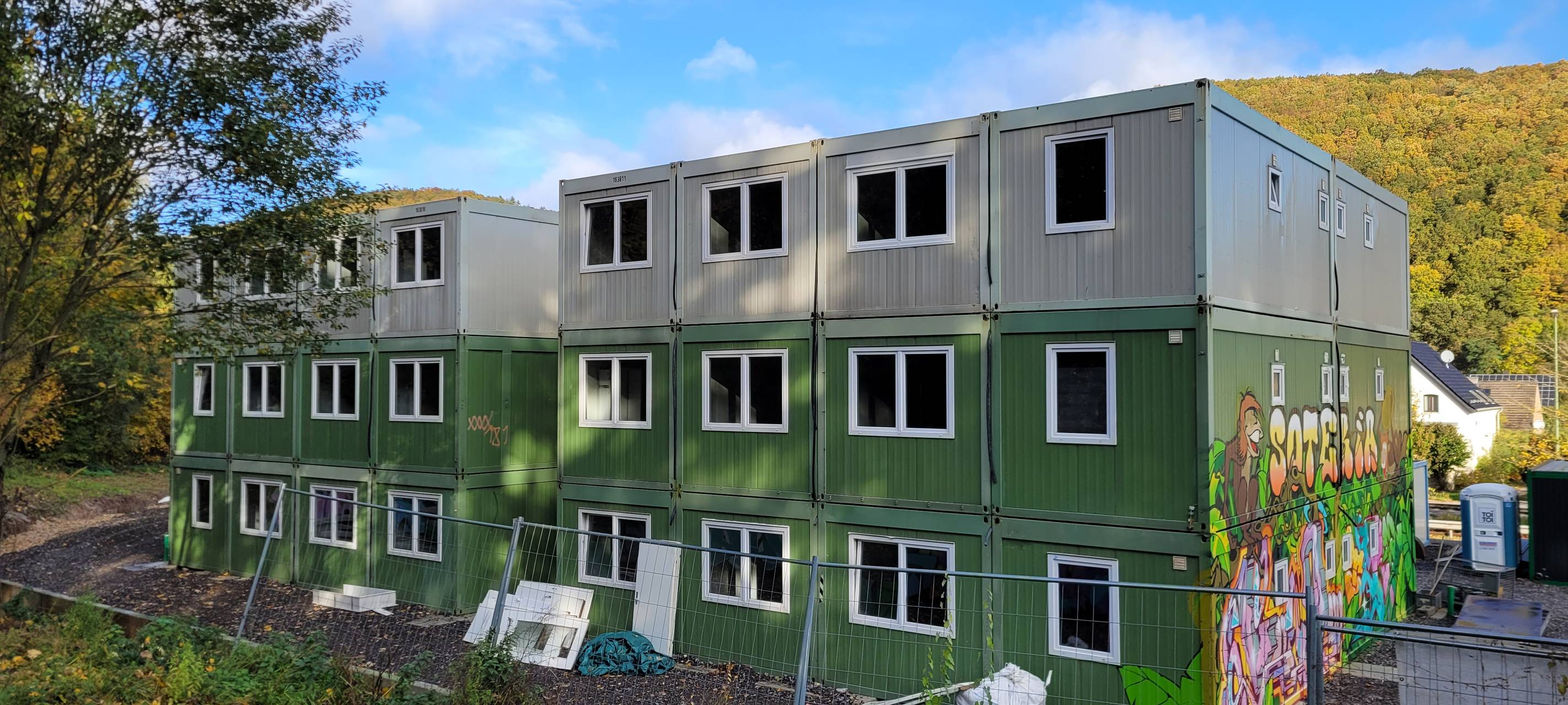 Container-Wohnungen für Flutbetroffene in Gemünd