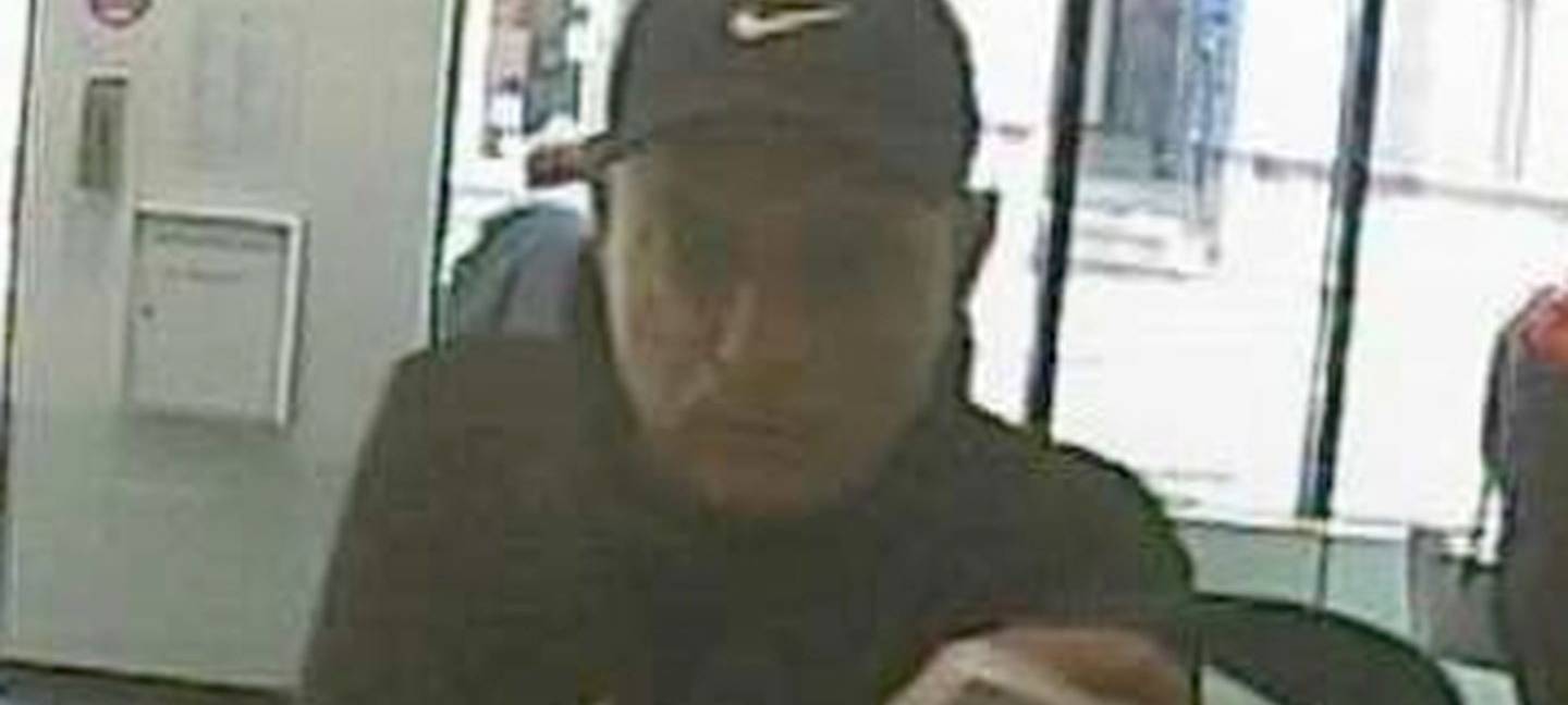 Fotofahndung nach Diebstahl aus Geldautomaten