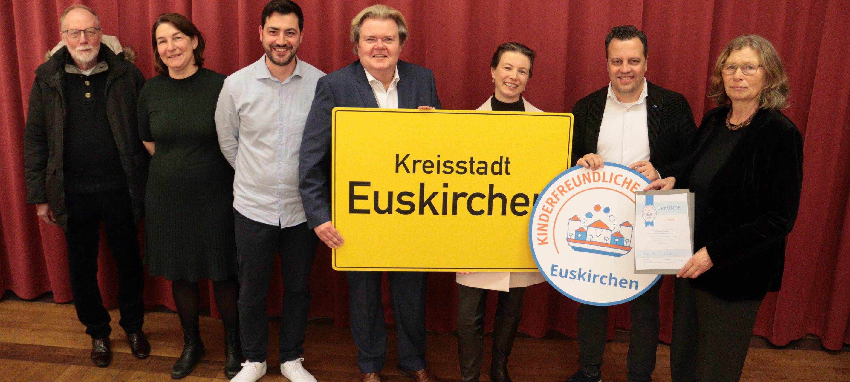 Euskirchen ist "kinderfreundliche Kommune"