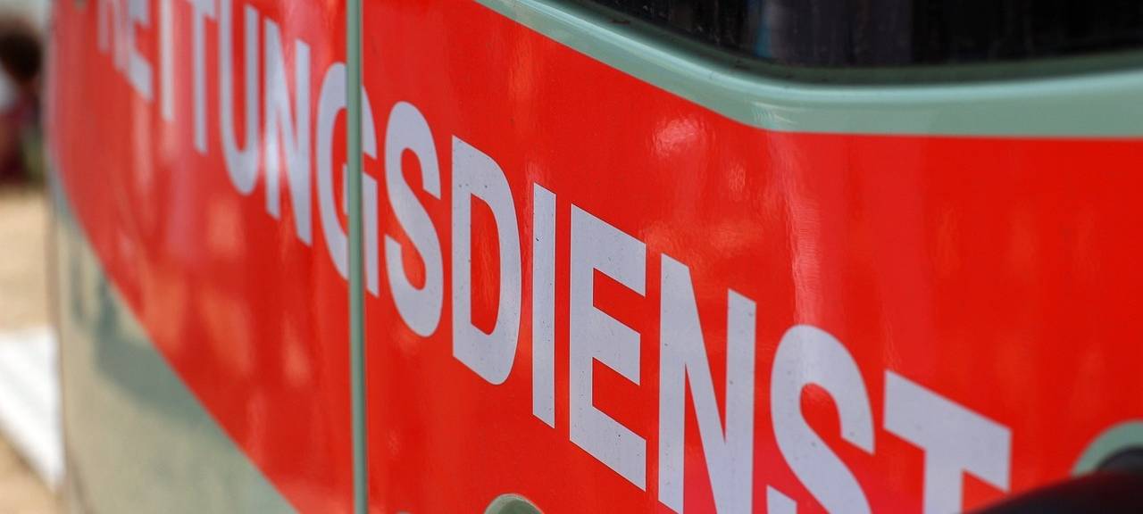 Autounfall mit Traktor bei Schleiden: PKW-Fahrer verstorben