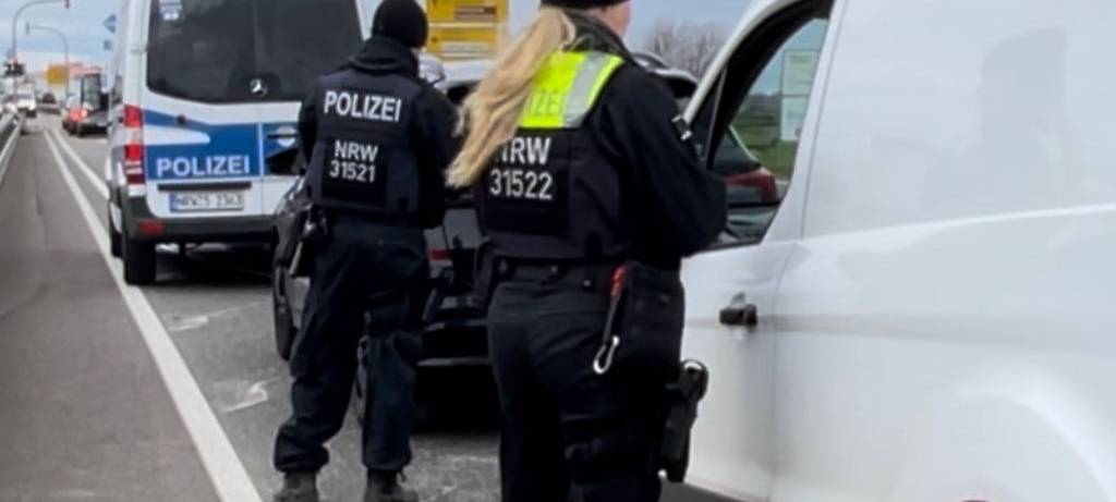 Polizei kündigt weitere Kontrollen auf B266 an