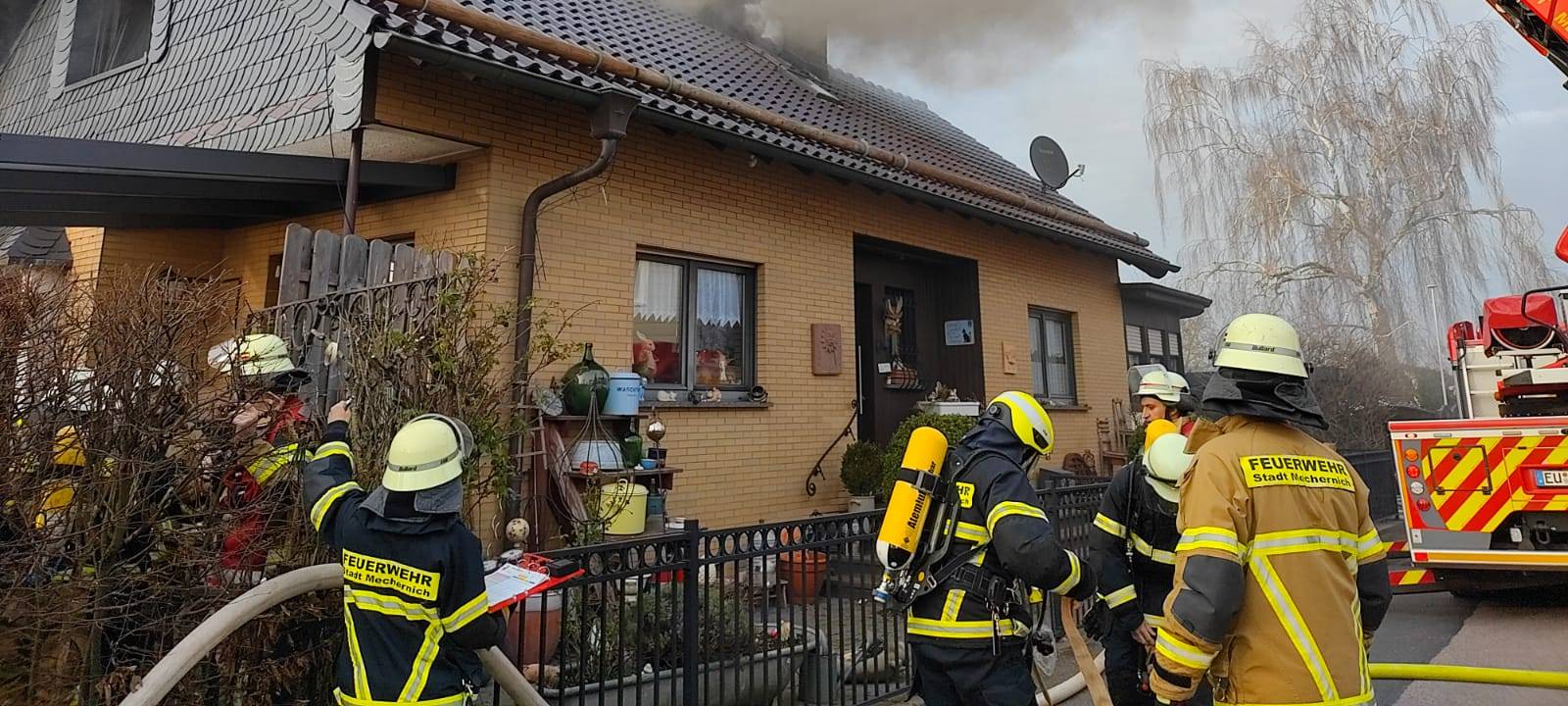 Feuer in Einfamilienhaus in Schützendorf