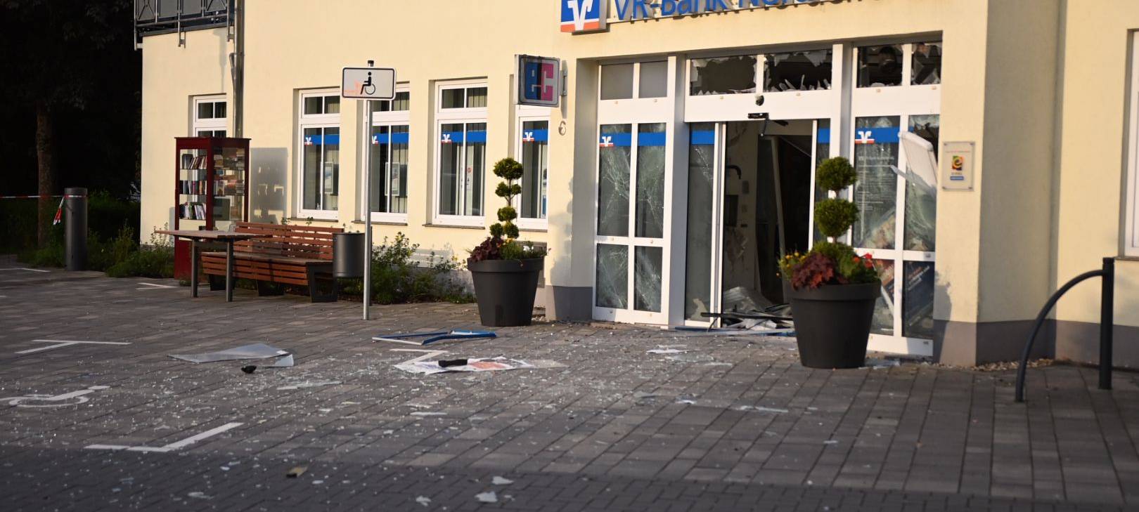 Geldautomat in Dahlem gesprengt