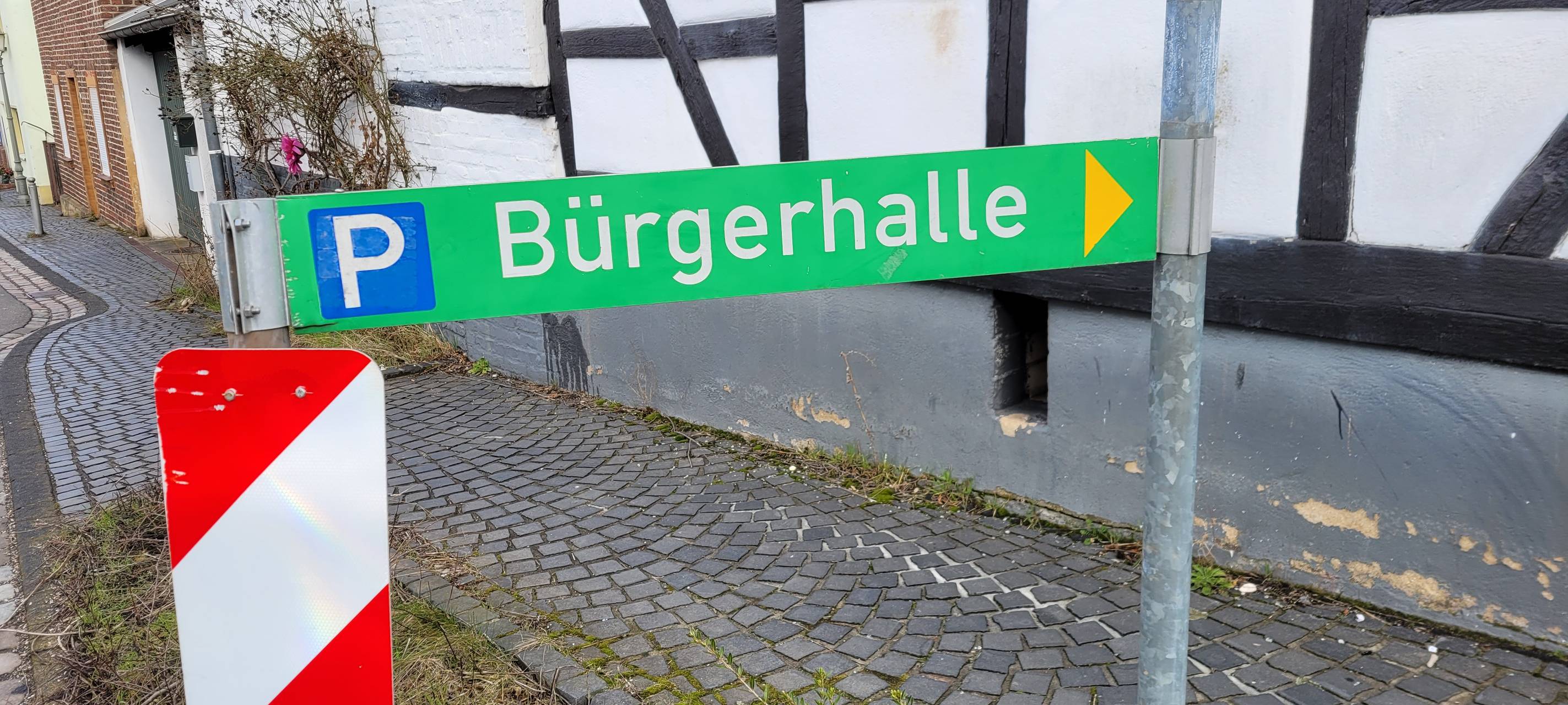 Dorfsaal Frohngau fertig saniert