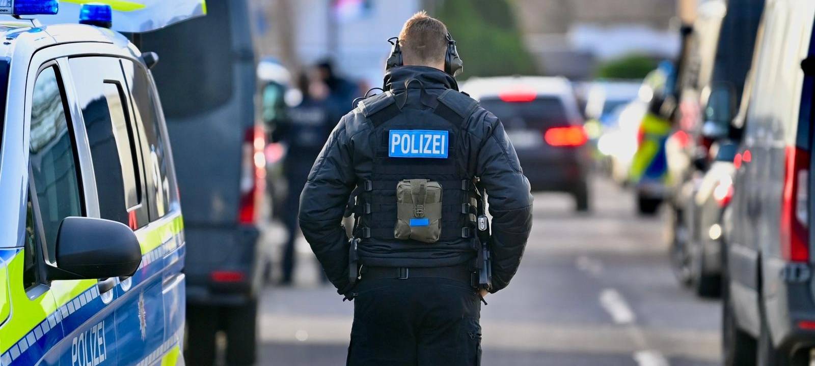 Zugriff des SEK in Zülpich-Nemmenich